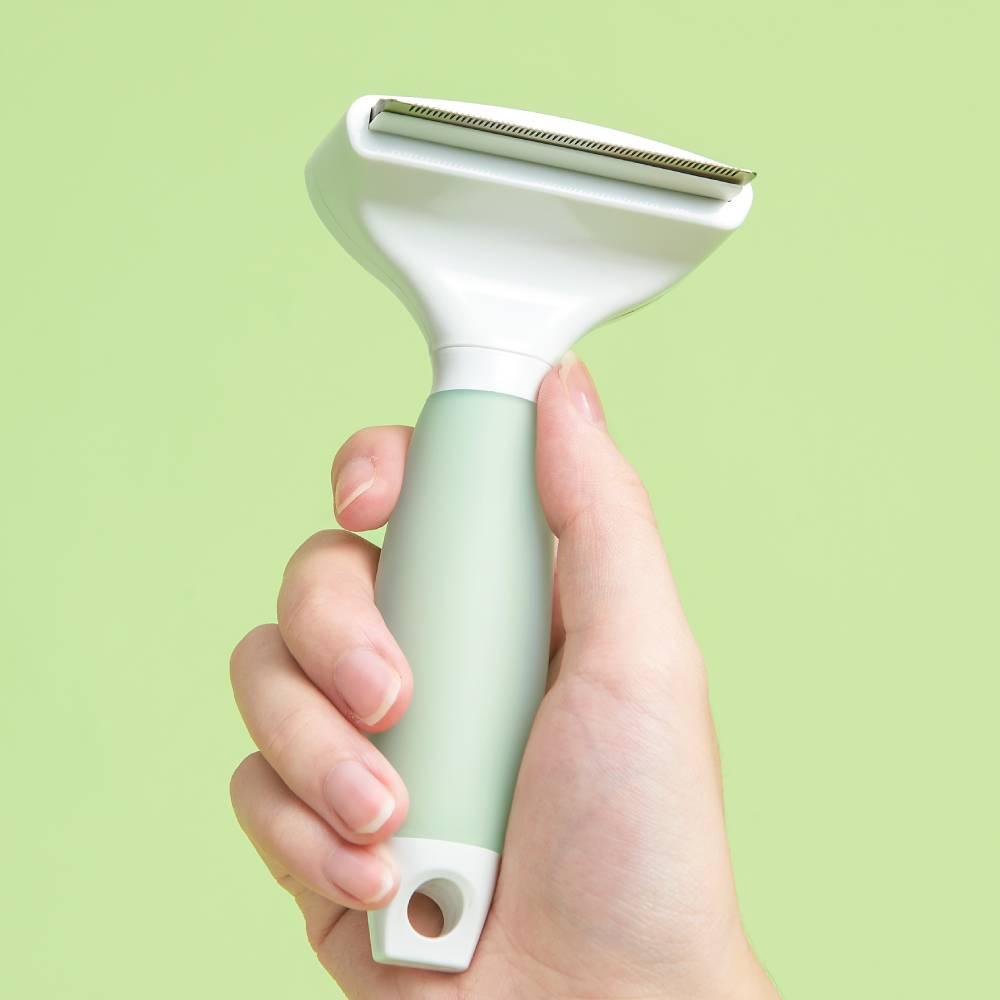 Michu Shedding Rake - The Ultimate Undercoat Grooming Tool for Australian Pet Owners