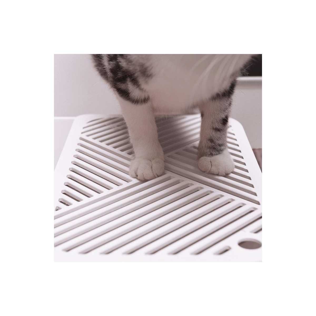 Japanese Sugar Cube Cat Litter Box