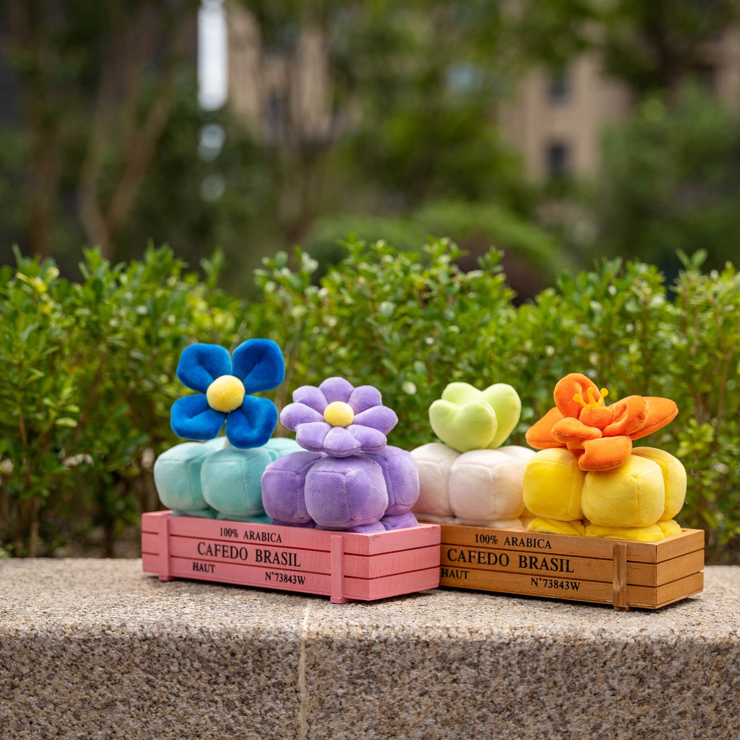 Fun Fun Flowers interactive treat toys