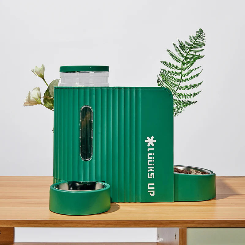 Luuks Up All-in-One Pet Water and Feeder Station