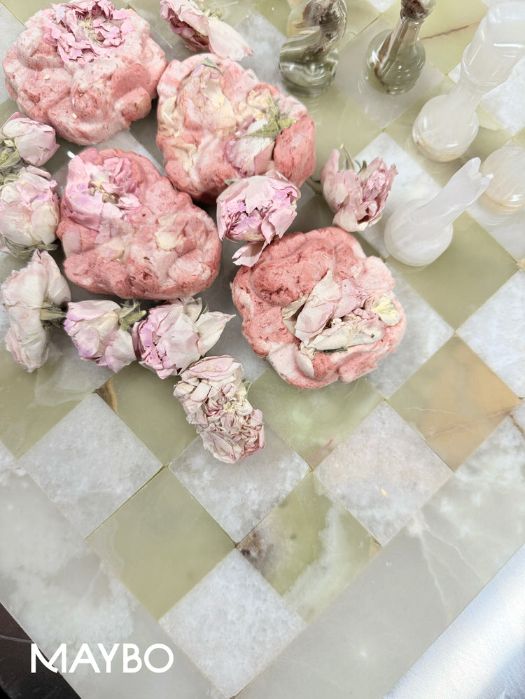 MAYBO Freeze-Dried Delicacy · Damascus White Rose Magic Box (6 pcs)