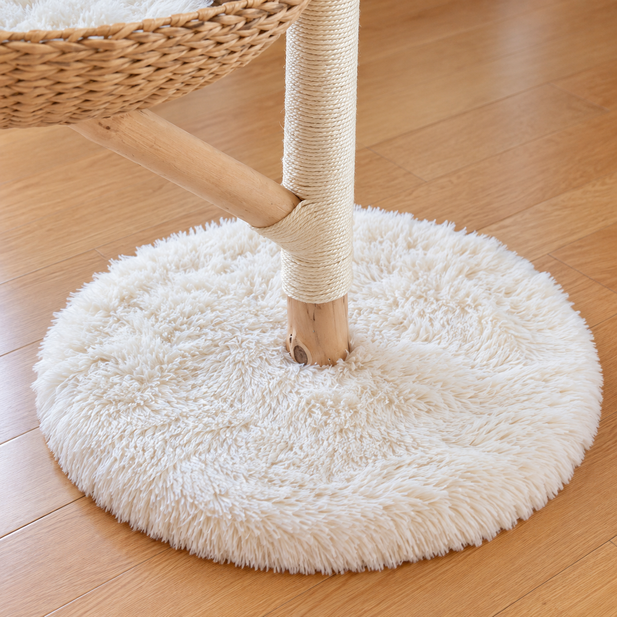 Chokyo Tri-Nest Scratching Post Cat Tree 113cm