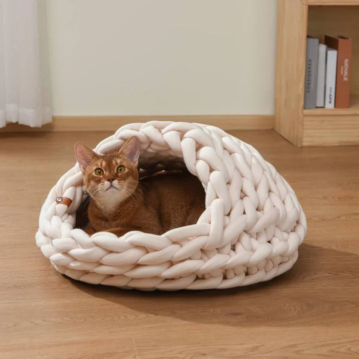 Michu Handmade Luxurious Feline Haven Comfort Cat Nest